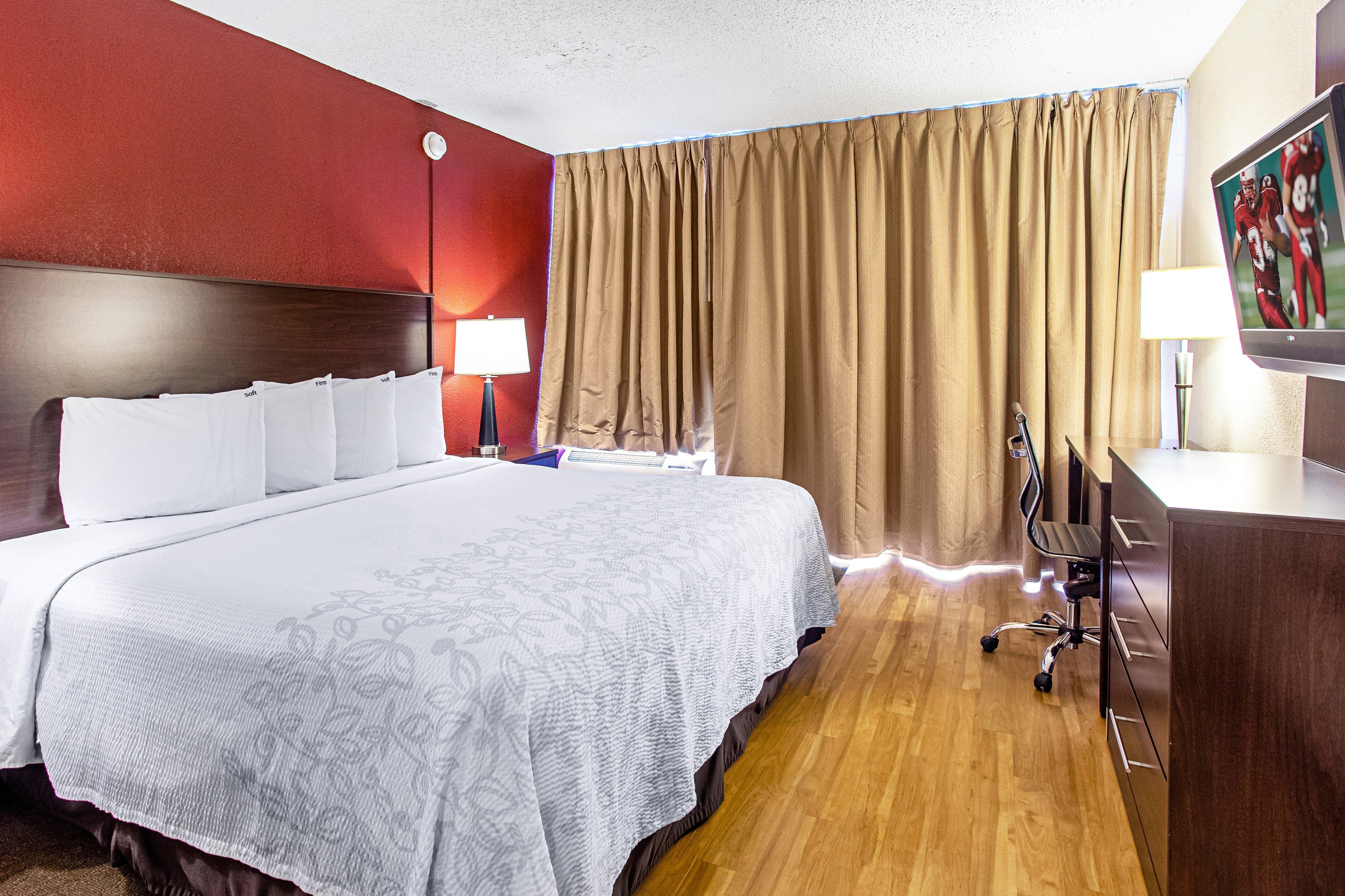 Red Roof Inn Plus+ Wichita East Dış mekan fotoğraf