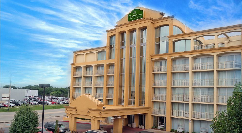 Red Roof Inn Plus+ Wichita East Dış mekan fotoğraf
