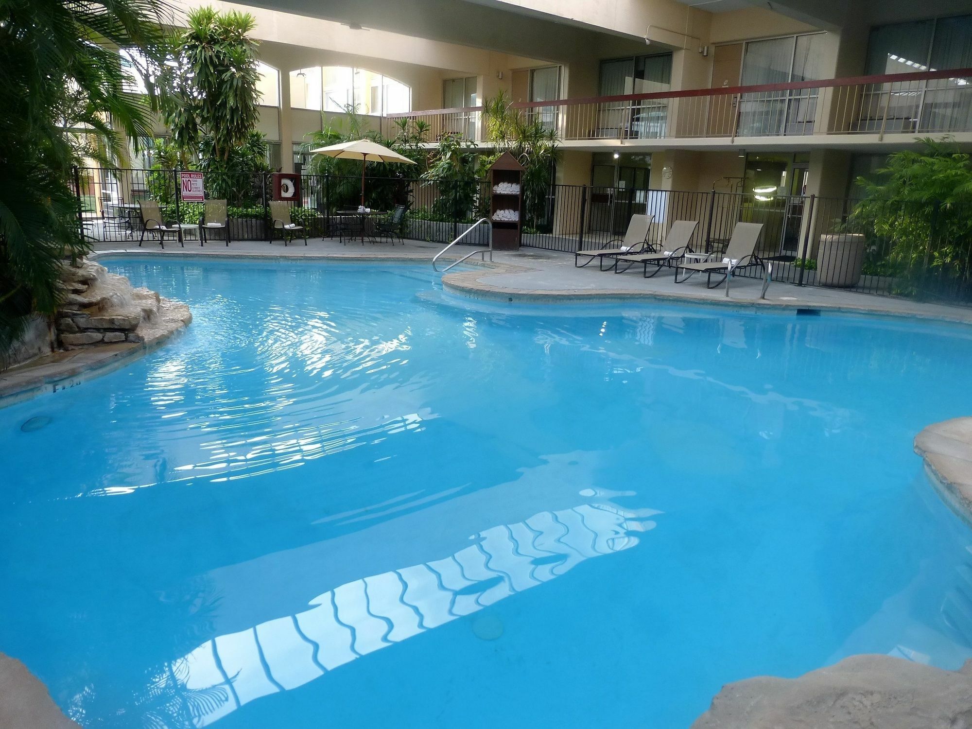 Red Roof Inn Plus+ Wichita East Dış mekan fotoğraf