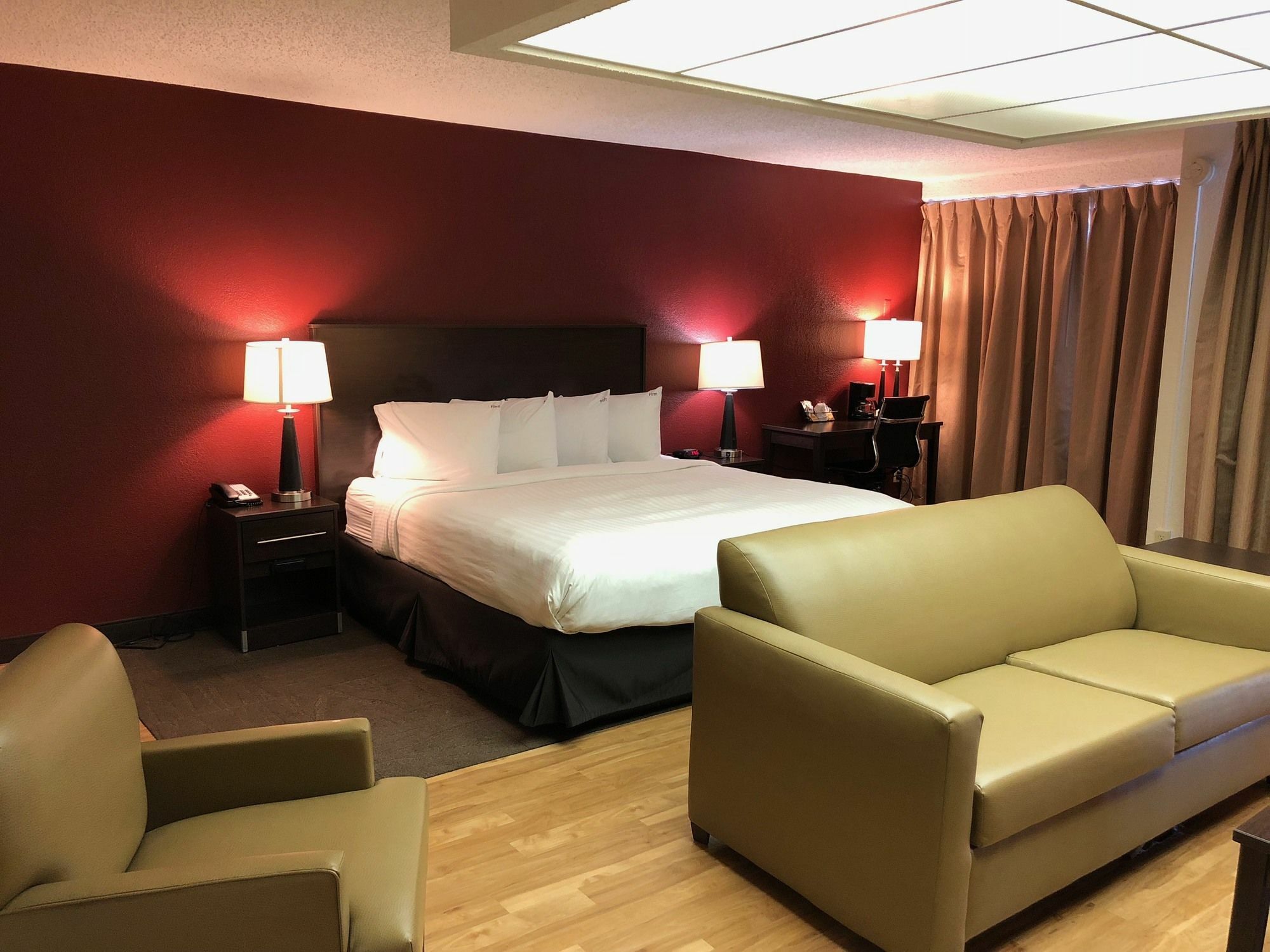 Red Roof Inn Plus+ Wichita East Dış mekan fotoğraf