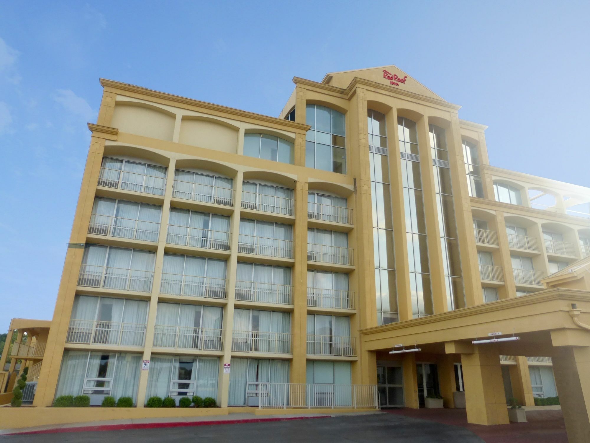 Red Roof Inn Plus+ Wichita East Dış mekan fotoğraf